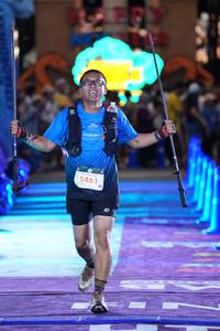 BIB: 5461
                            <button type="button" onclick="openModal(26221267)" class="btn btn-primary btn-sm float-right btn-popup" data-toggle="modal" data-target=".modal-high-quality">
                        <i class="fas fa-shopping-cart"></i> Add to Cart
                    </button>
                                            <button type="button" onclick="isThisMe(26221267, true)" class="btn btn-success btn-sm float-right btn-popup btn-isme hidden" data-toggle="tooltip" data-placement="bottom" title="นี่คือรูปของคุณใช่ไหม คลิกที่นี่เพื่อเอาเข้าอัลบั้ม">
                        <i class="fas fa-plus"></i> Add to album
                    </button>
                    <button type="button" onclick="isThisMe(26221267, false)" class="btn btn-warning btn-sm float-right btn-popup btn-isnotme hidden">
                        <i class="fas fa-ban"></i> Remove from album
                    </button>